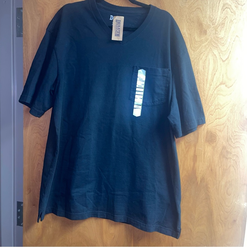 Deluth Men's Navy Blue Pocket T-Shirt Relaxed Fit Longtail T Size Large NWT
